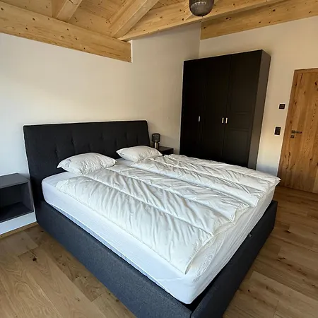 The Fam Apartman